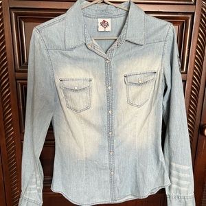 House of Blues Denim Long Sleeve Button Down